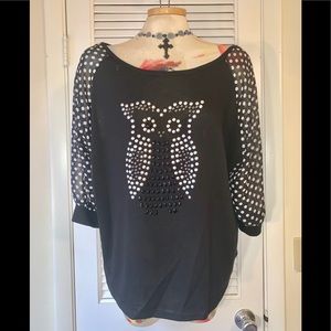 Julie’s Closet jeweled owl top w polka dot sleeves